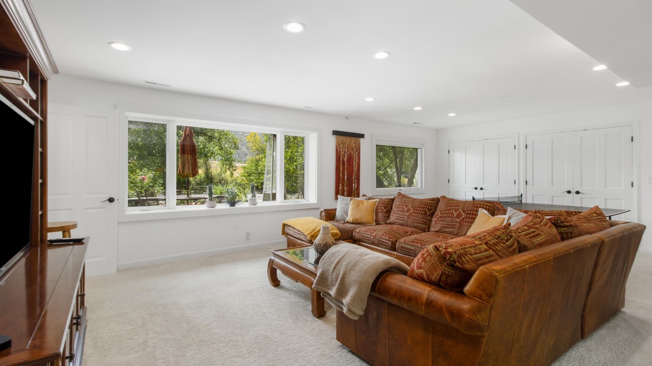 Photo of Livingroom in Glenwood Springs