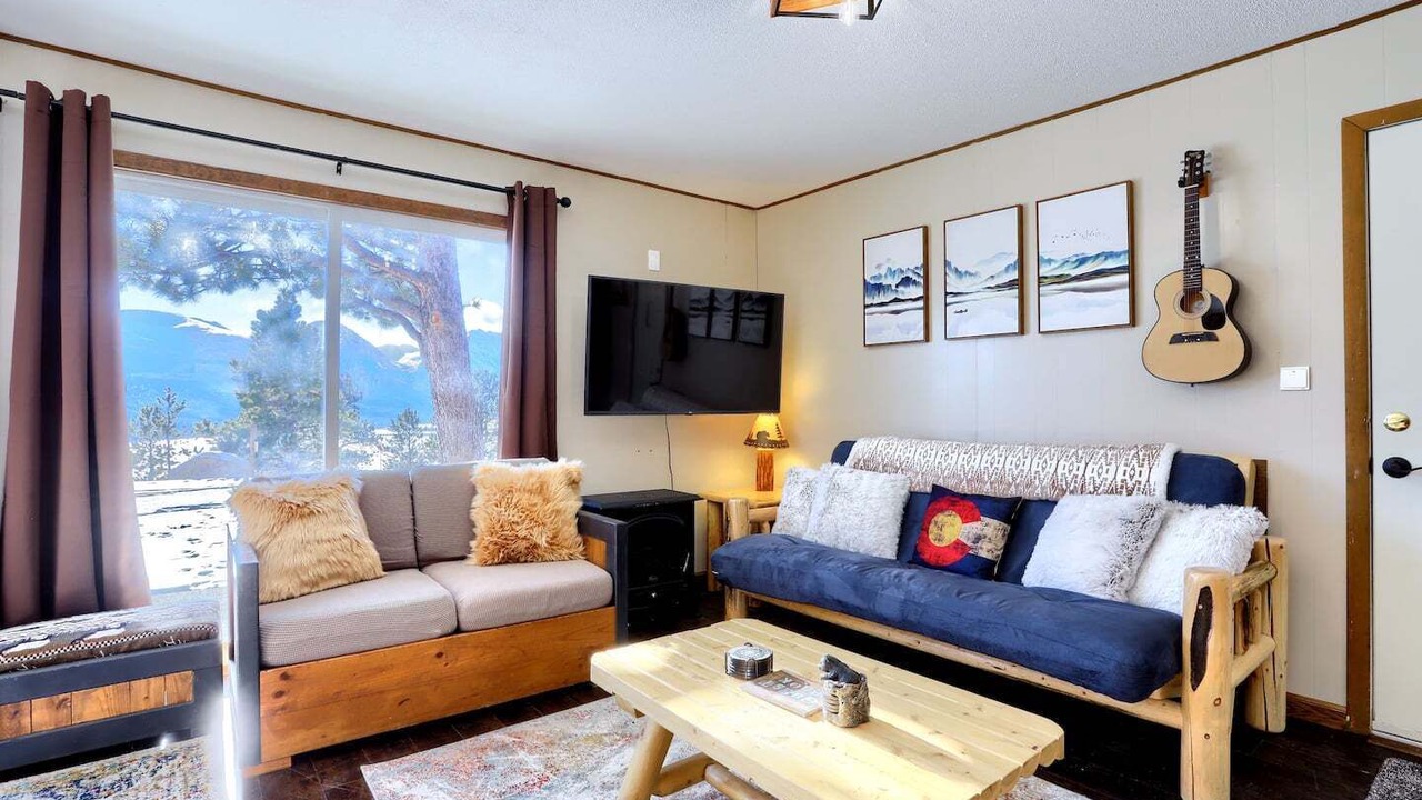 Photo of Bedroom in Twin Lakes
