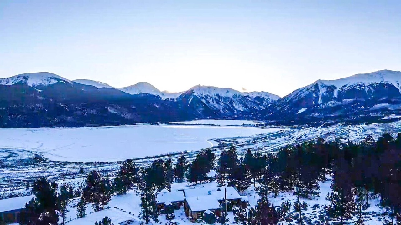 Photo of Others in Twin Lakes