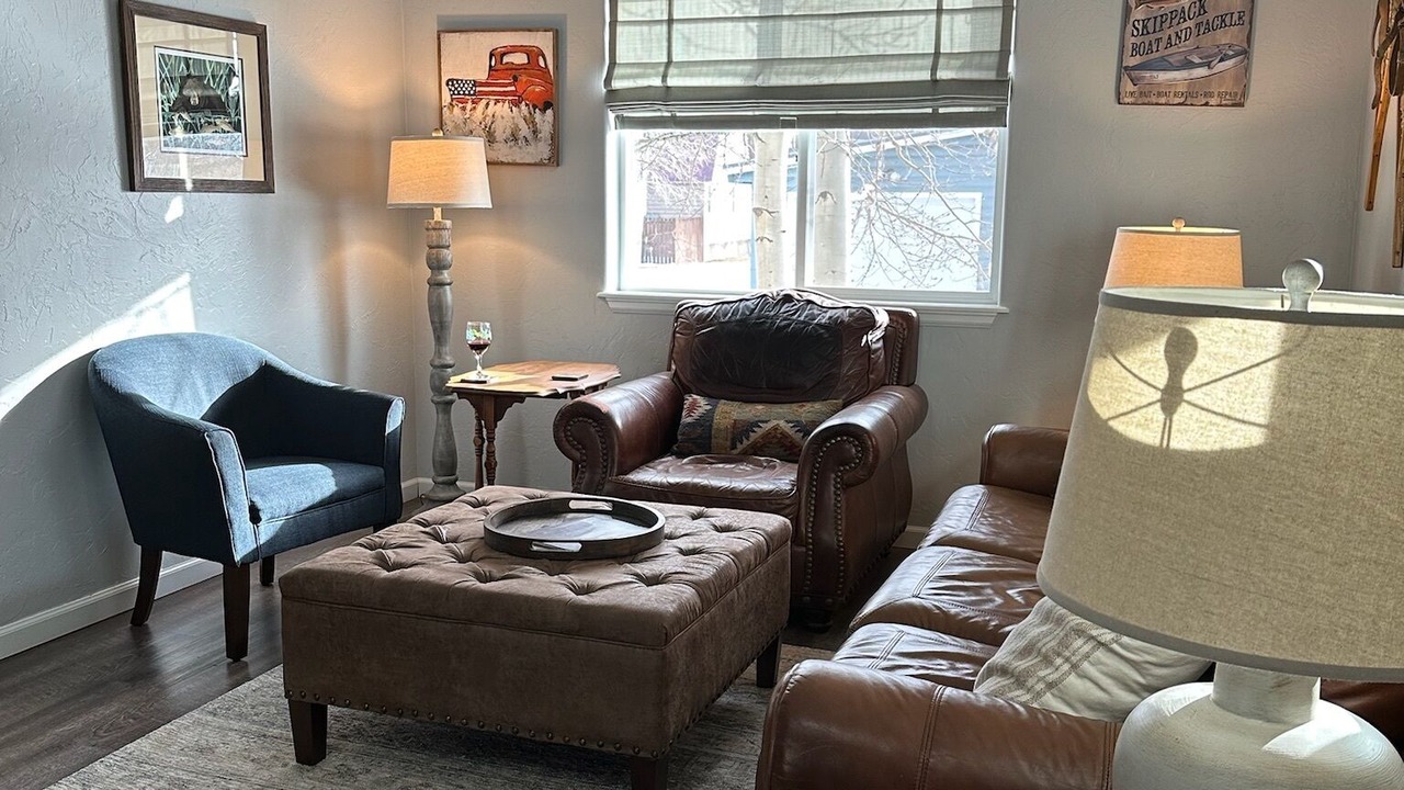 Photo of Livingroom in Gunnison