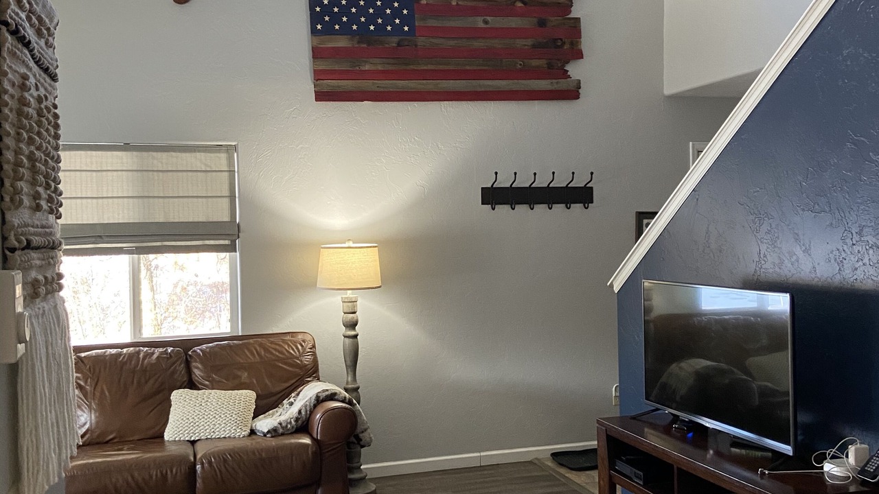 Photo of Livingroom in Gunnison