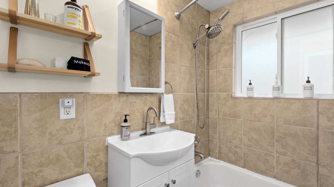 Photo of Bathroom in Columbine Valley