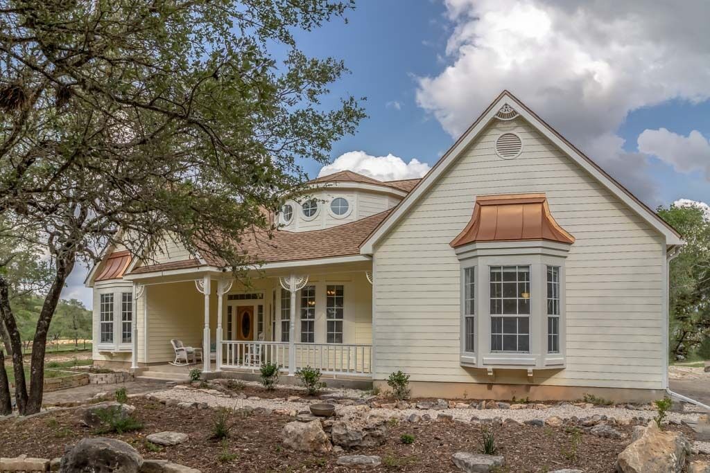 Photo of Outdoor in Spring Branch
