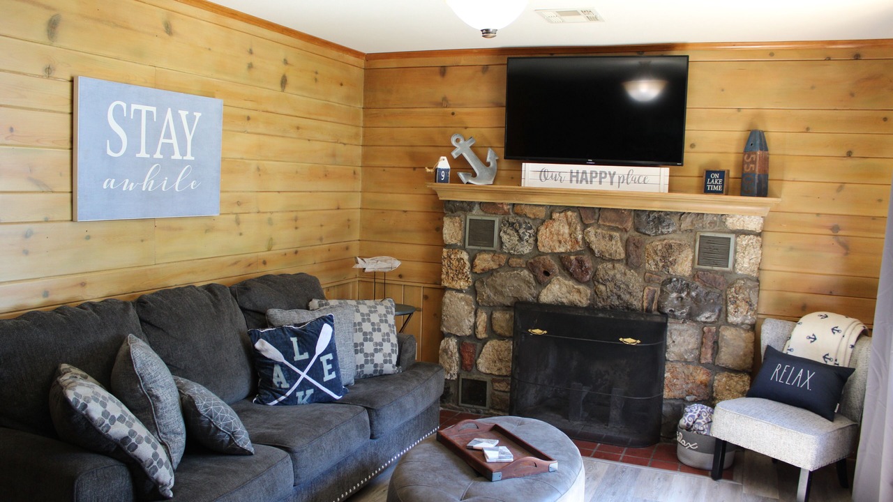 Photo of Livingroom in Dennis
