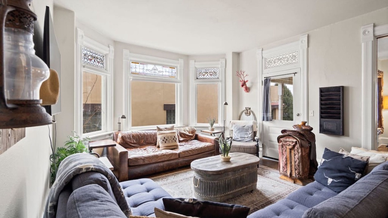 Photo of Livingroom in Downtown Colorado Springs