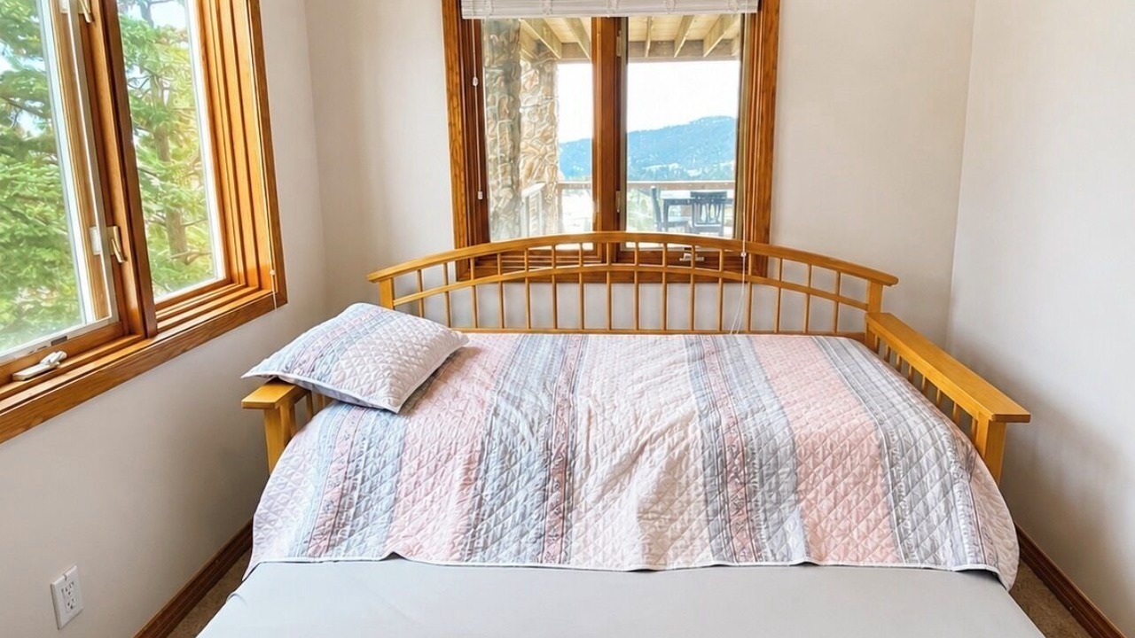 Photo of Bedroom in Golden