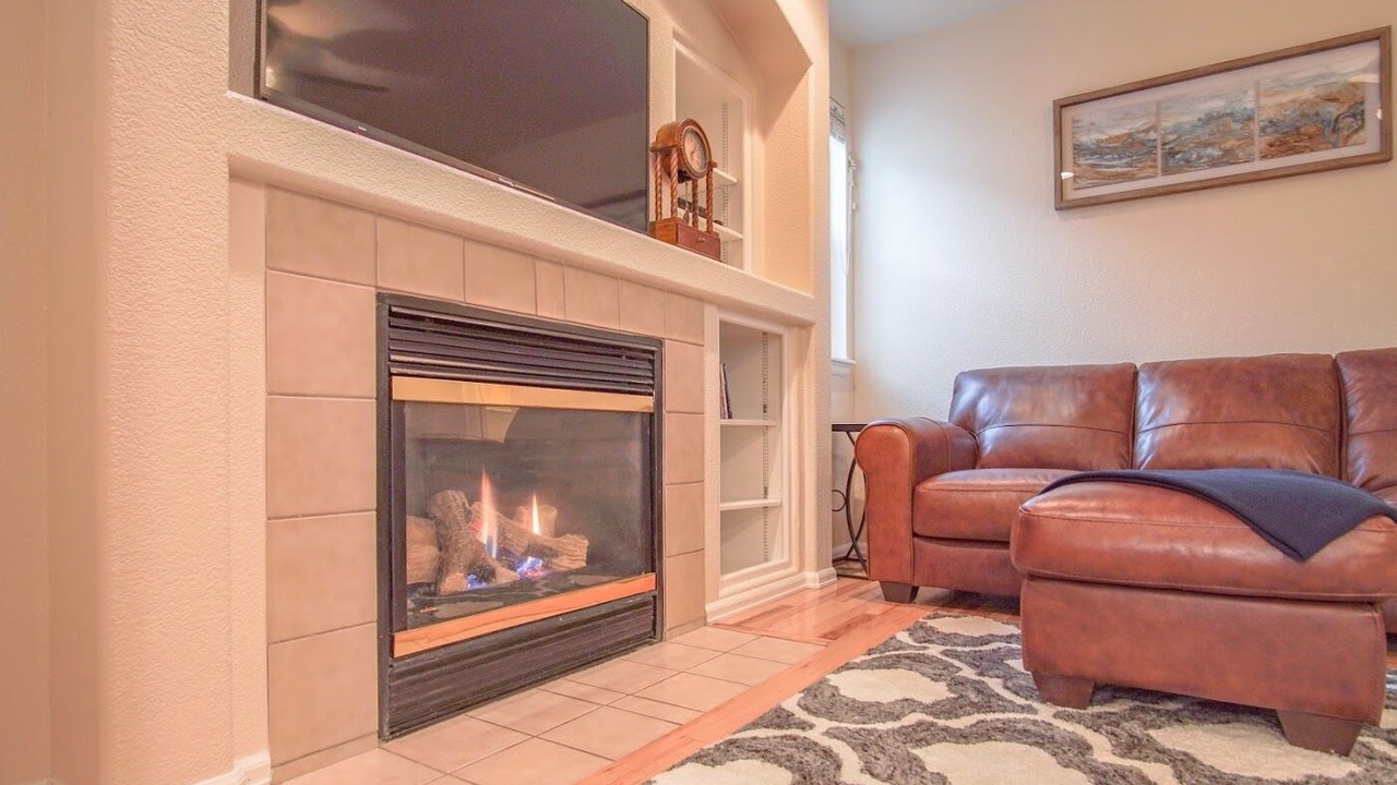 Photo of Livingroom in Stetson Hills