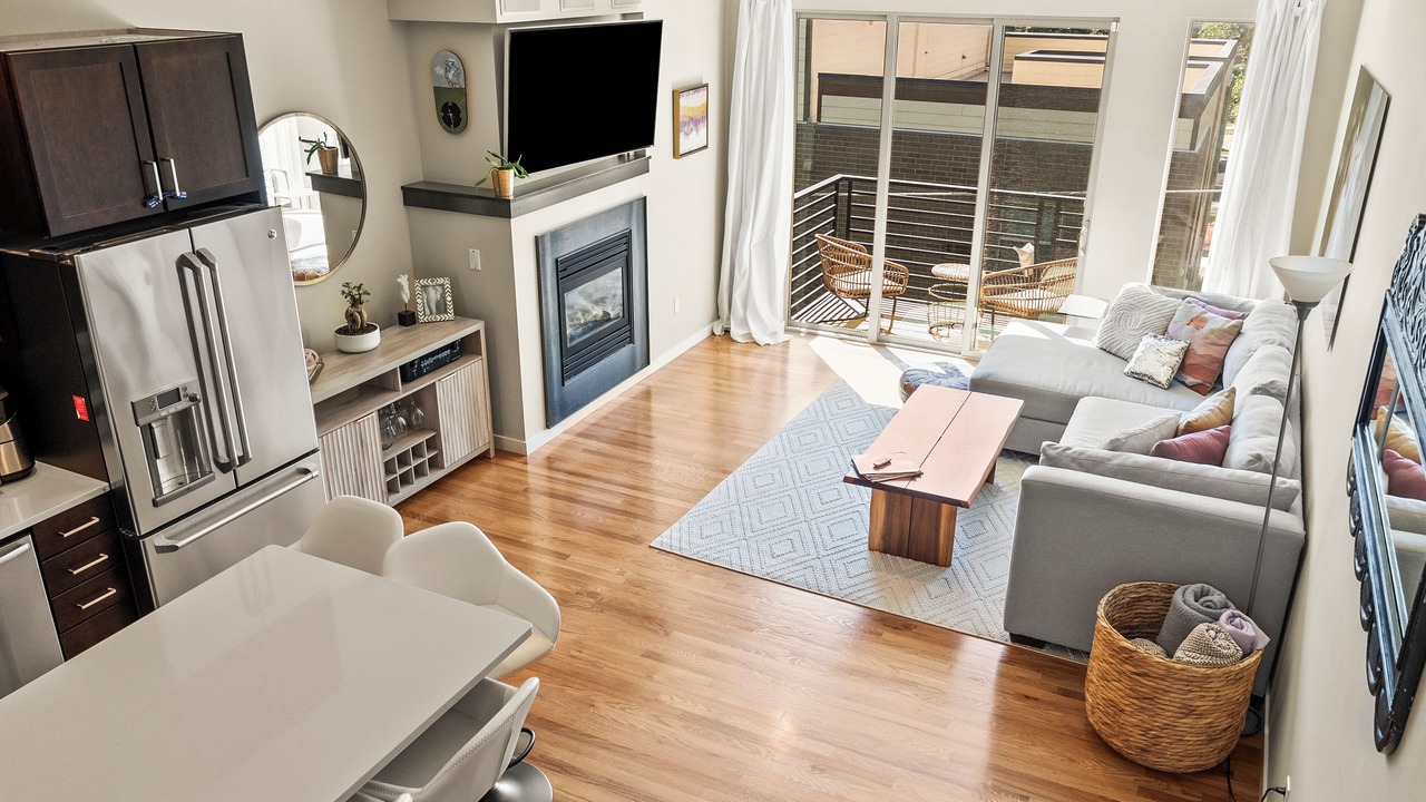 Photo of Livingroom in Highland
