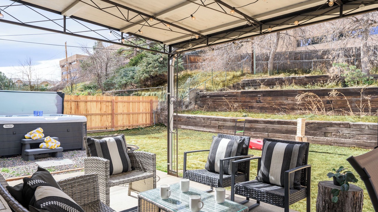 Photo of Patio Balcony in Applewood Villages