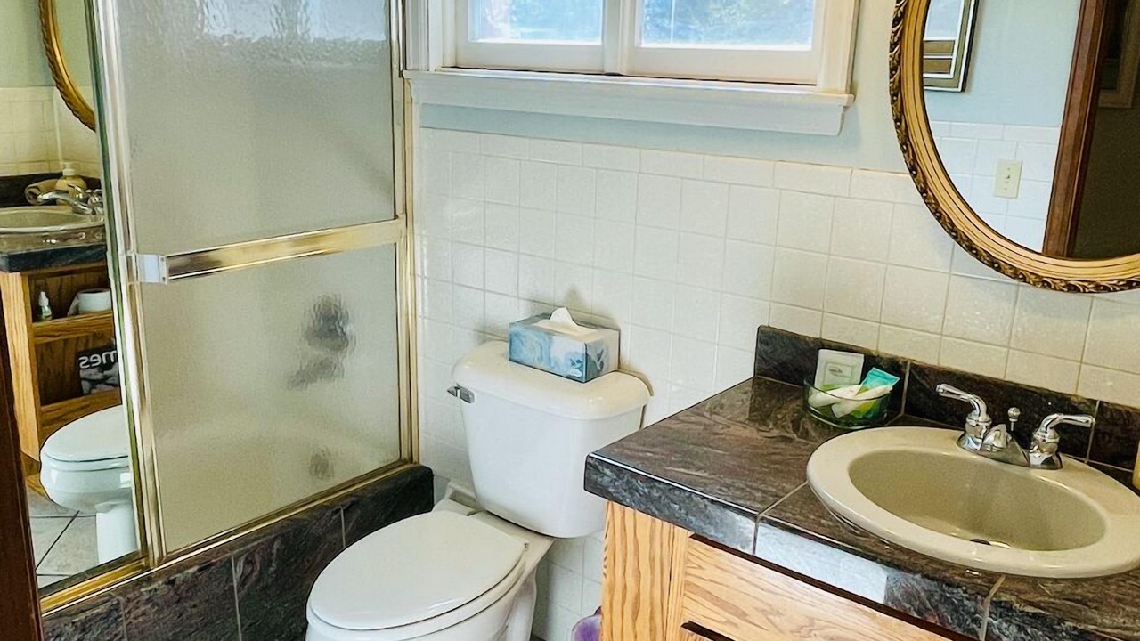 Photo of Bathroom in Howard