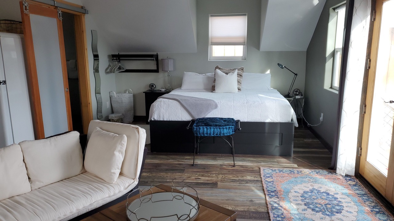 Photo of Bedroom in Golden