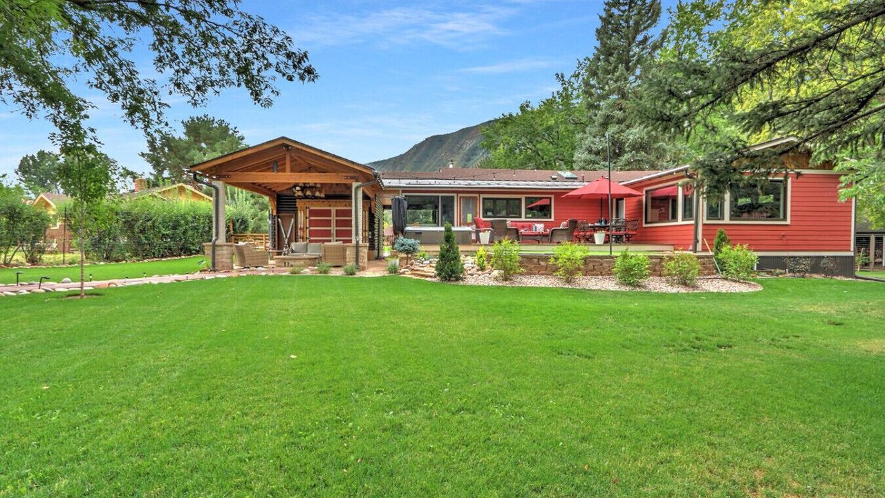 Photo of Outdoor in Glenwood Springs