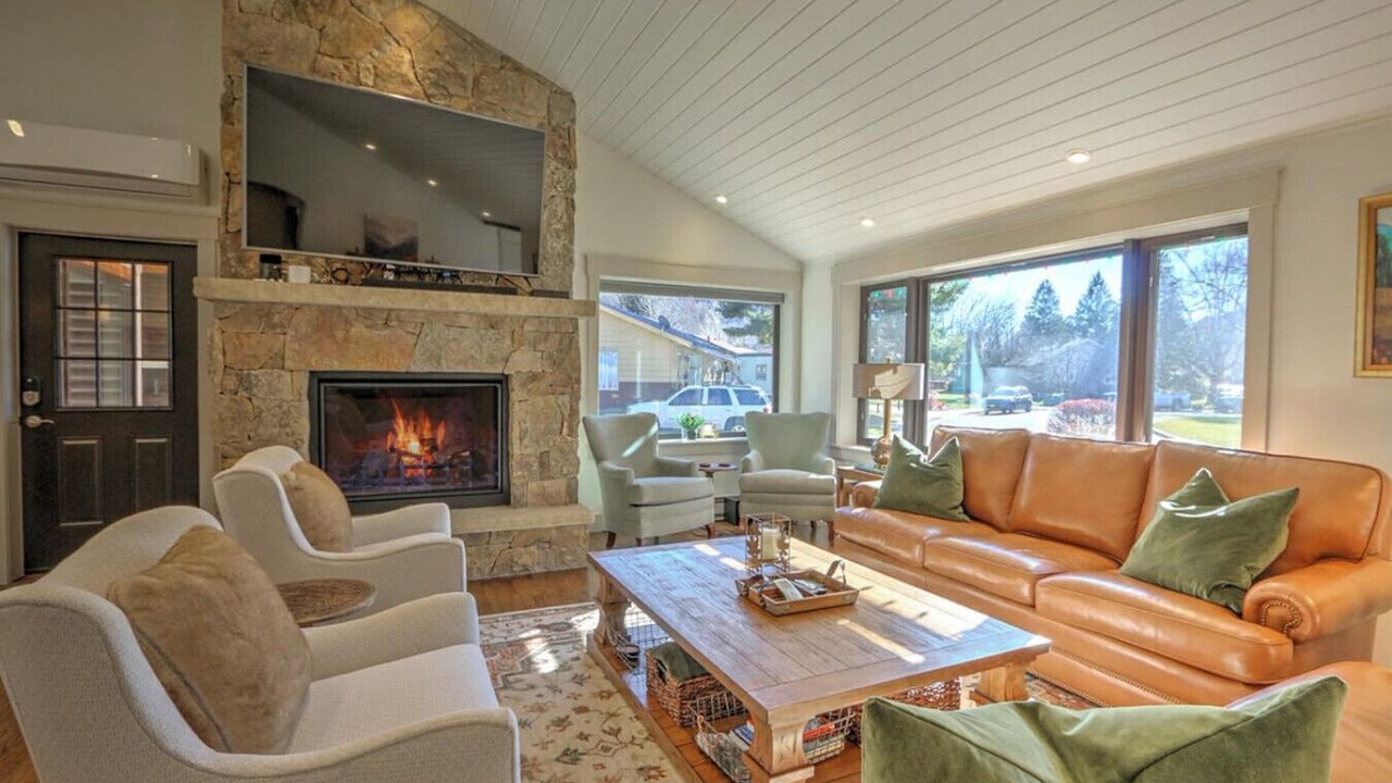 Photo of Livingroom in Glenwood Springs