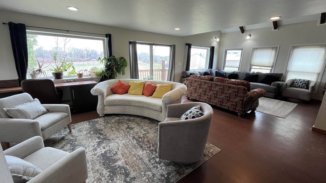Photo of Livingroom in Gunnison