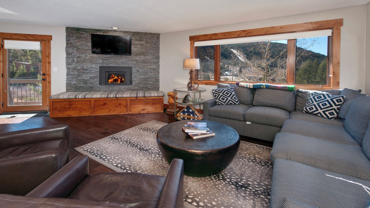 Photo of Livingroom in Mountain House