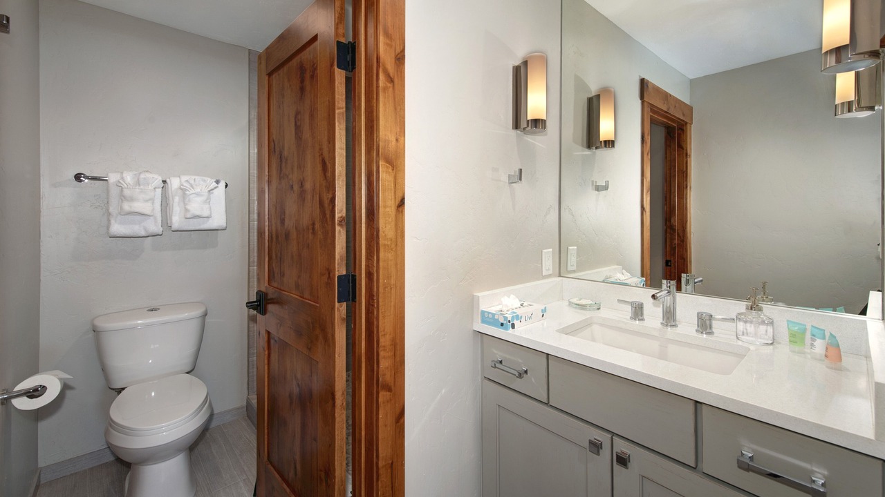 Photo of Bathroom in Mountain House
