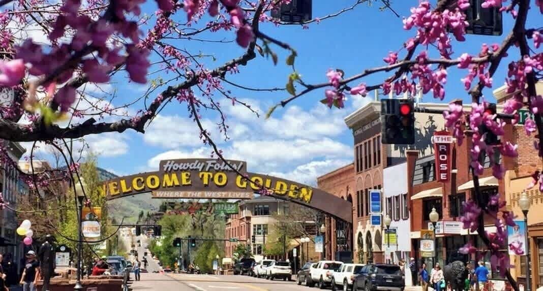 Photo of Others in Golden