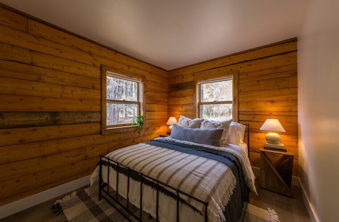 Photo of Bedroom in Almont