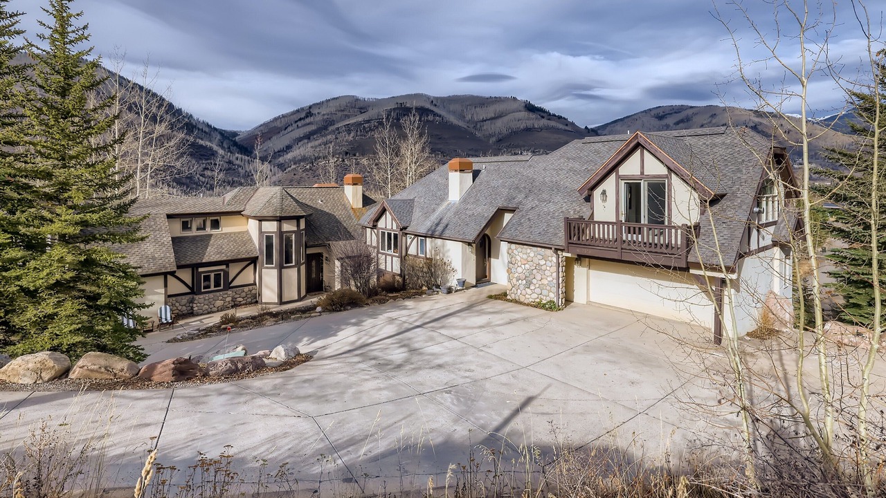 Photo of Outdoor in Highland Meadows