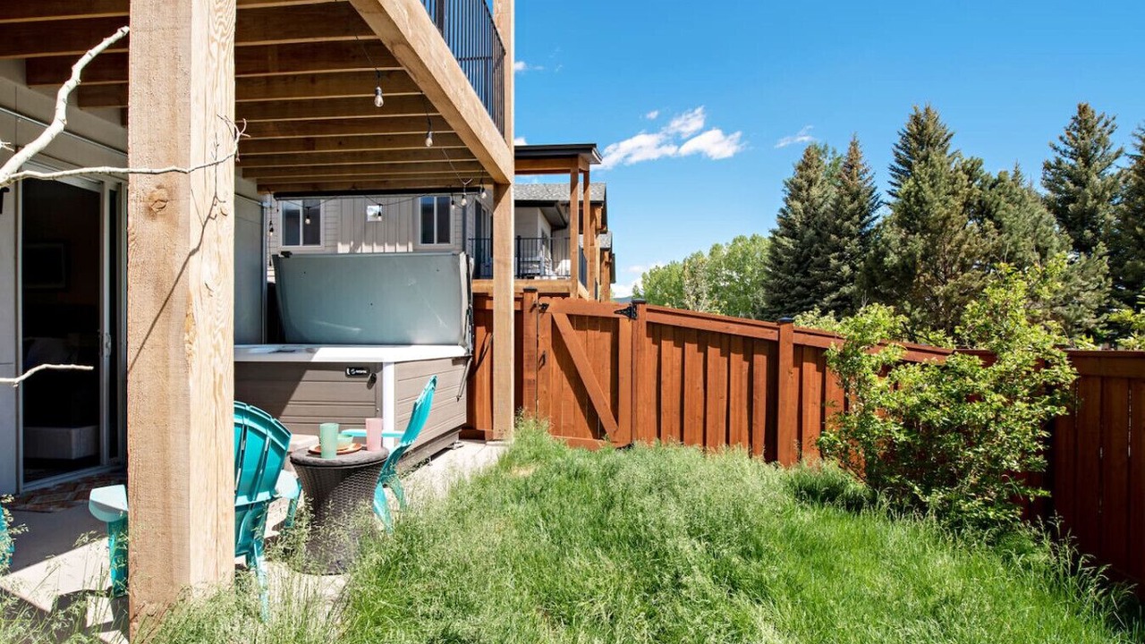 Photo of Outdoor in Carbondale