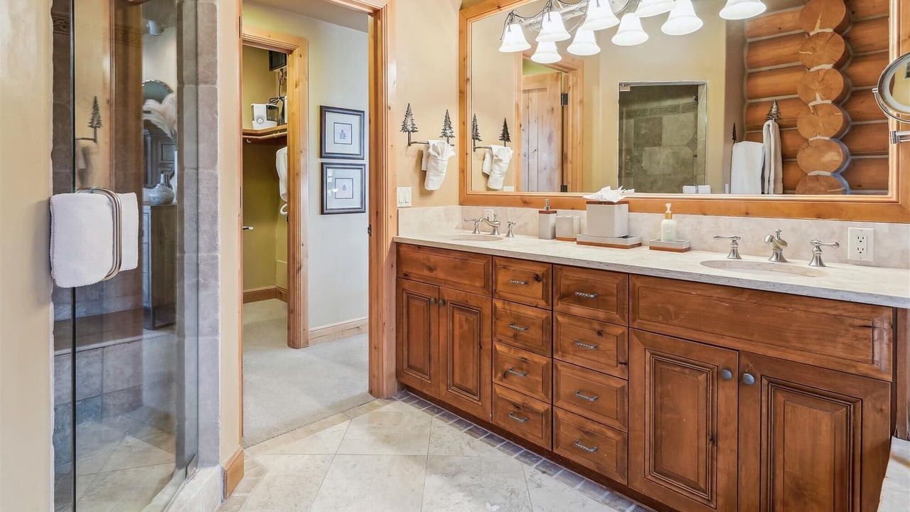 Photo of Bathroom in Mountain Village