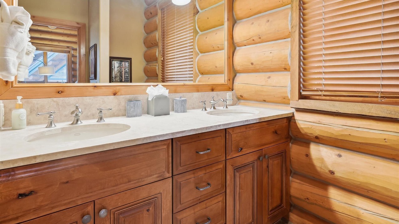 Photo of Bathroom in Mountain Village