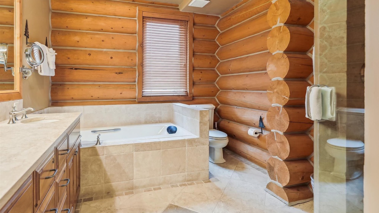 Photo of Bathroom in Mountain Village