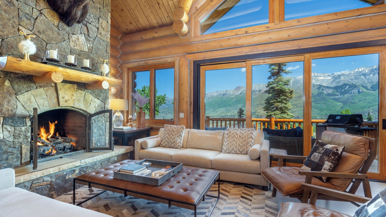 Photo of Livingroom in Mountain Village