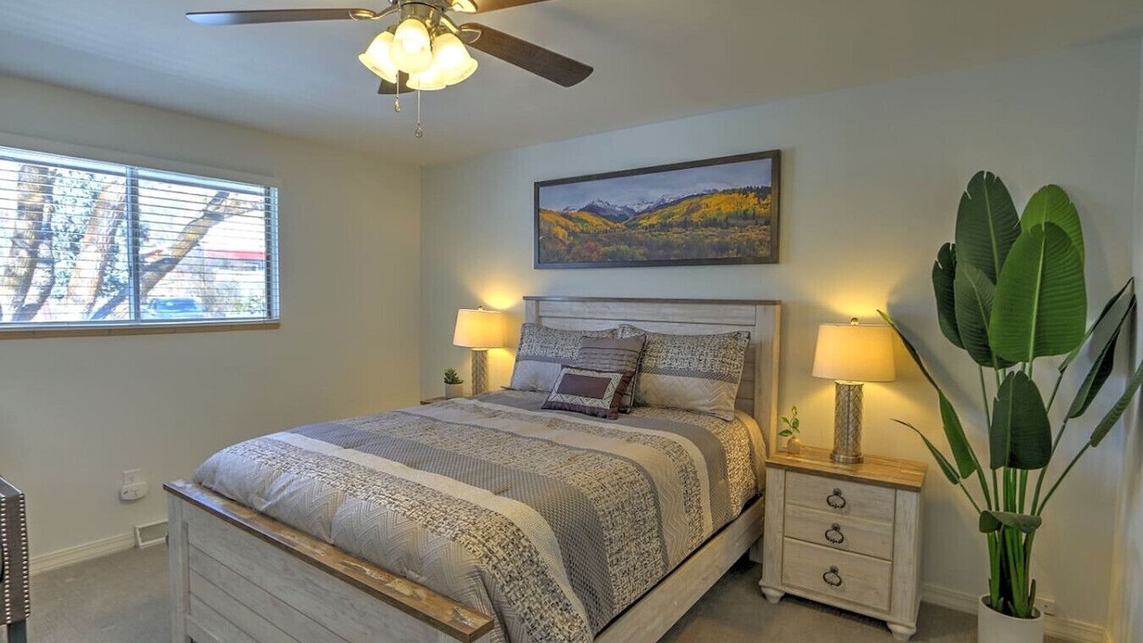 Photo of Bedroom in Glenwood Springs