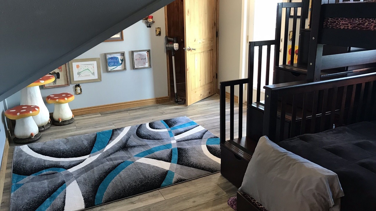 Photo of Bedroom in Michigan Hill