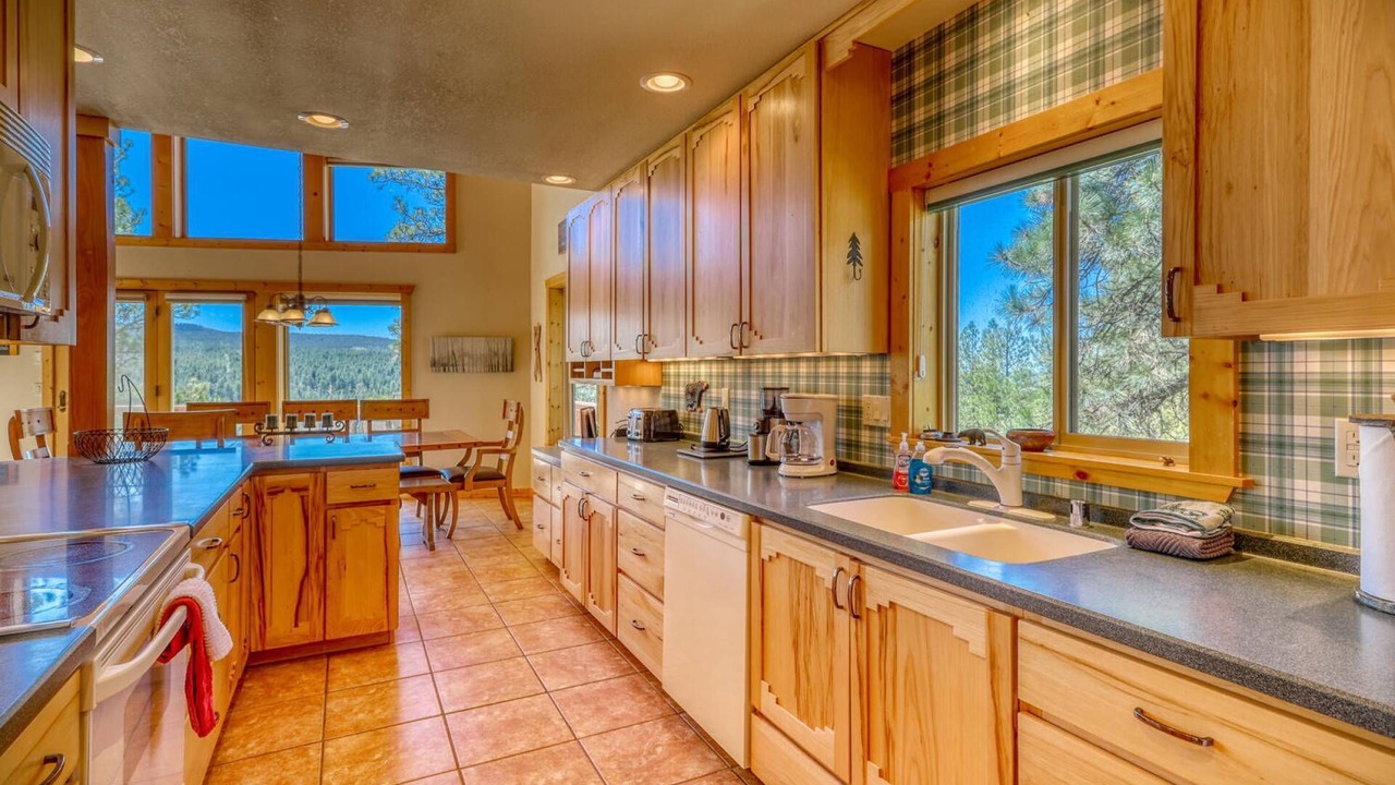 Photo of Bedroom in San Juan River Village