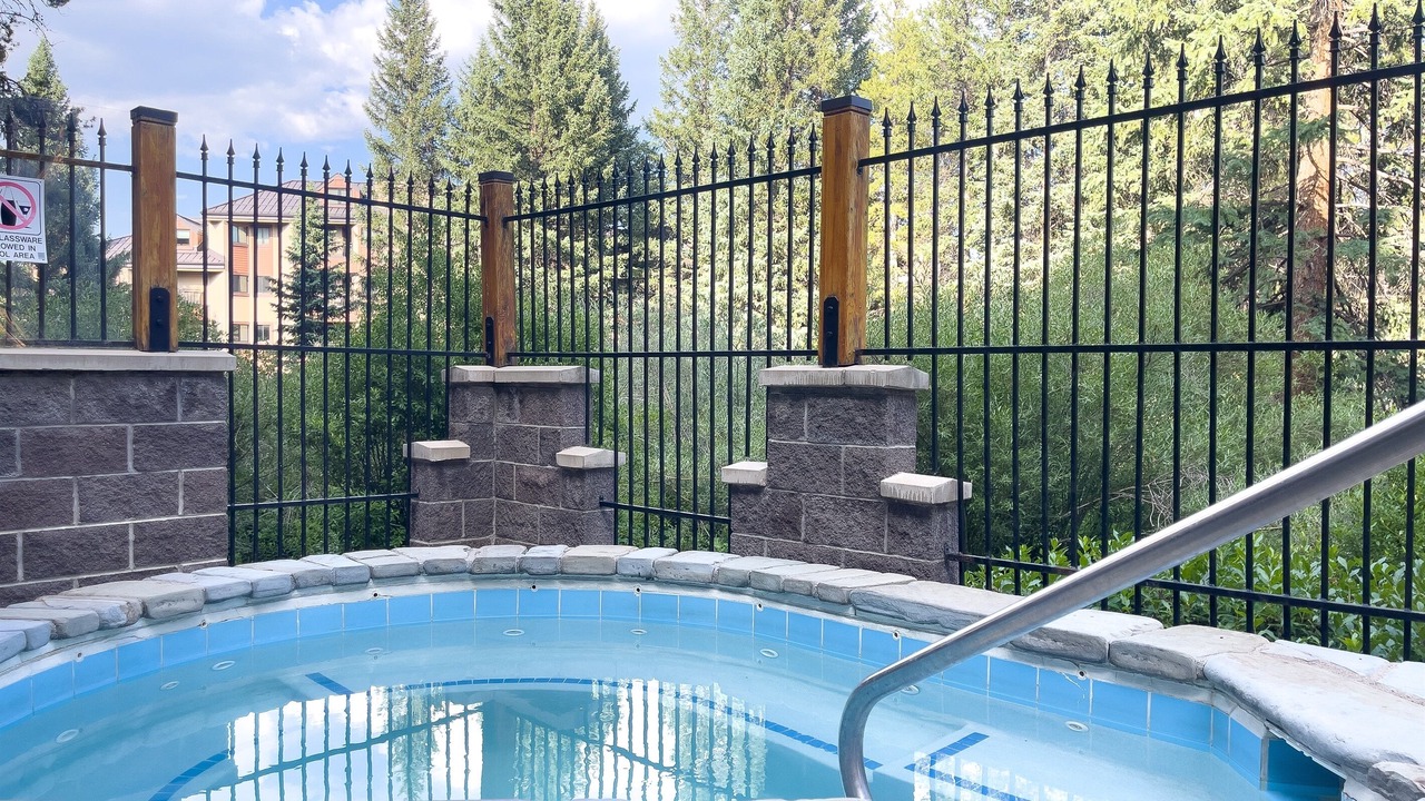 Photo of Outdoor in Peak 9