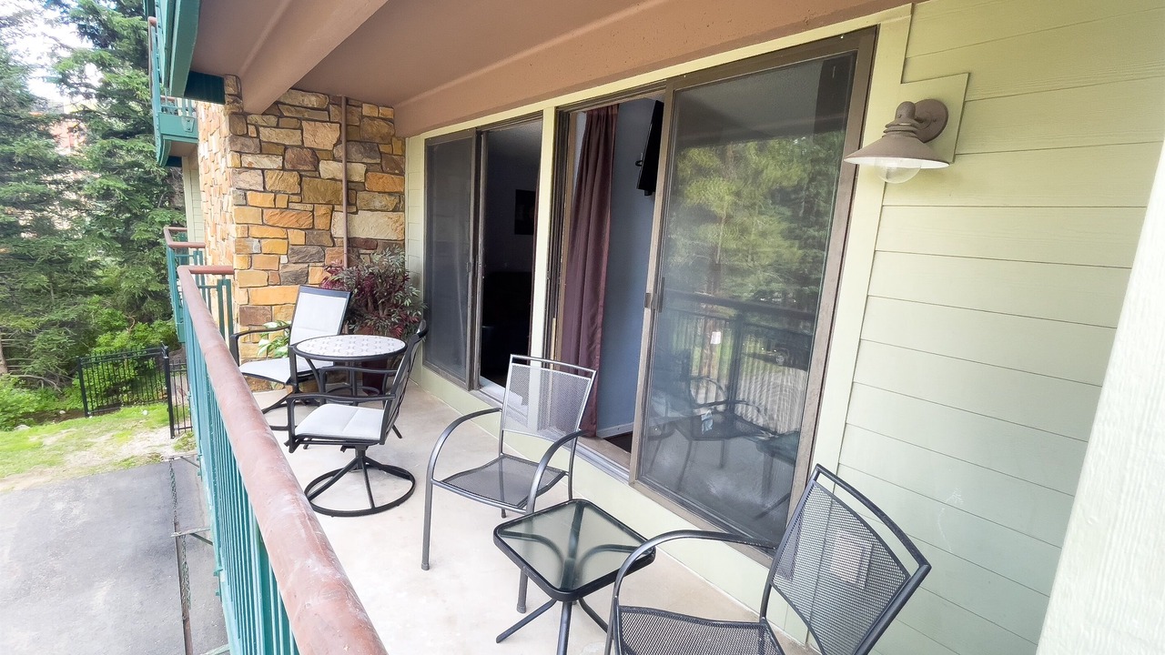 Photo of Patio Balcony in Peak 9