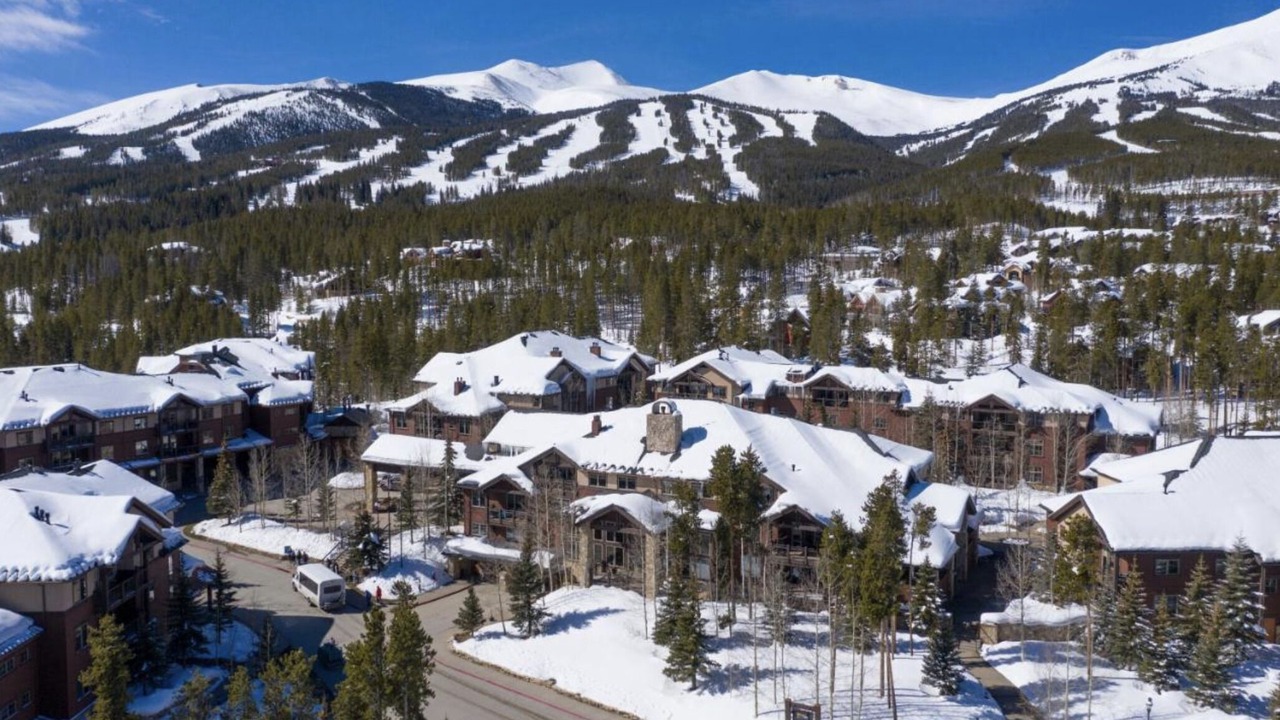 Photo of Outdoor in Peak 9
