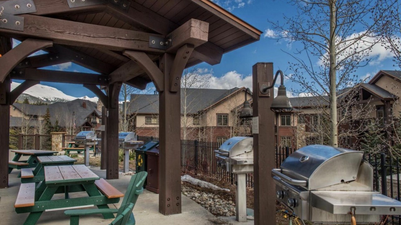 Photo of Outdoor in Peak 9