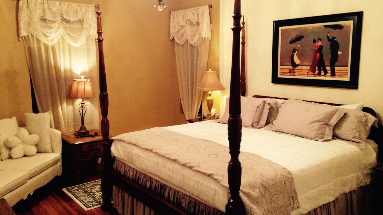 Photo of Bedroom in Pueblo