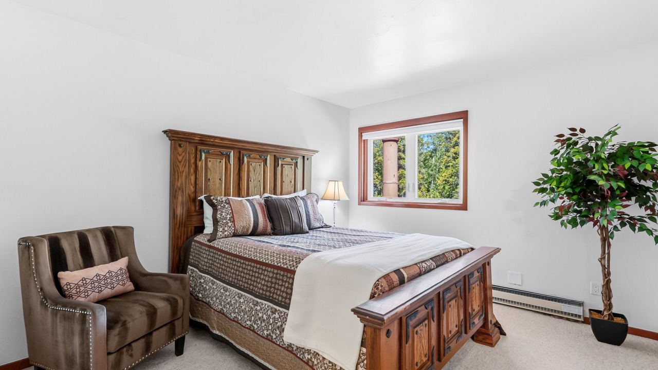Photo of Bedroom in Keystone