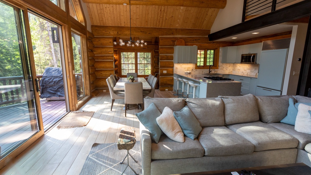 Photo of Livingroom in Mountain Village