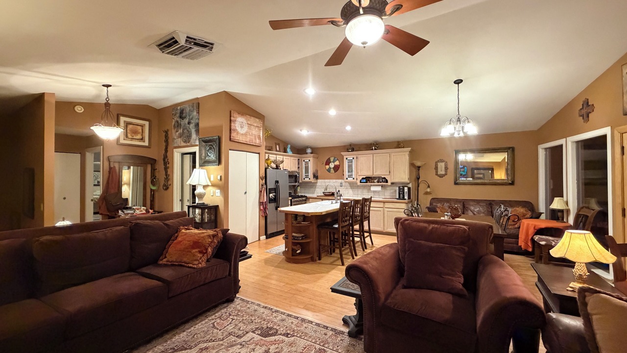 Photo of Livingroom in The Ridges