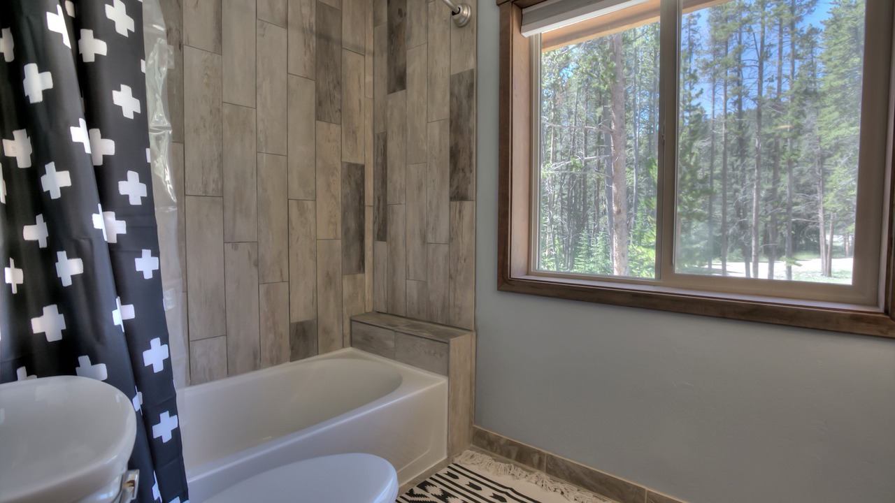 Photo of Bathroom in Blue Rock Springs