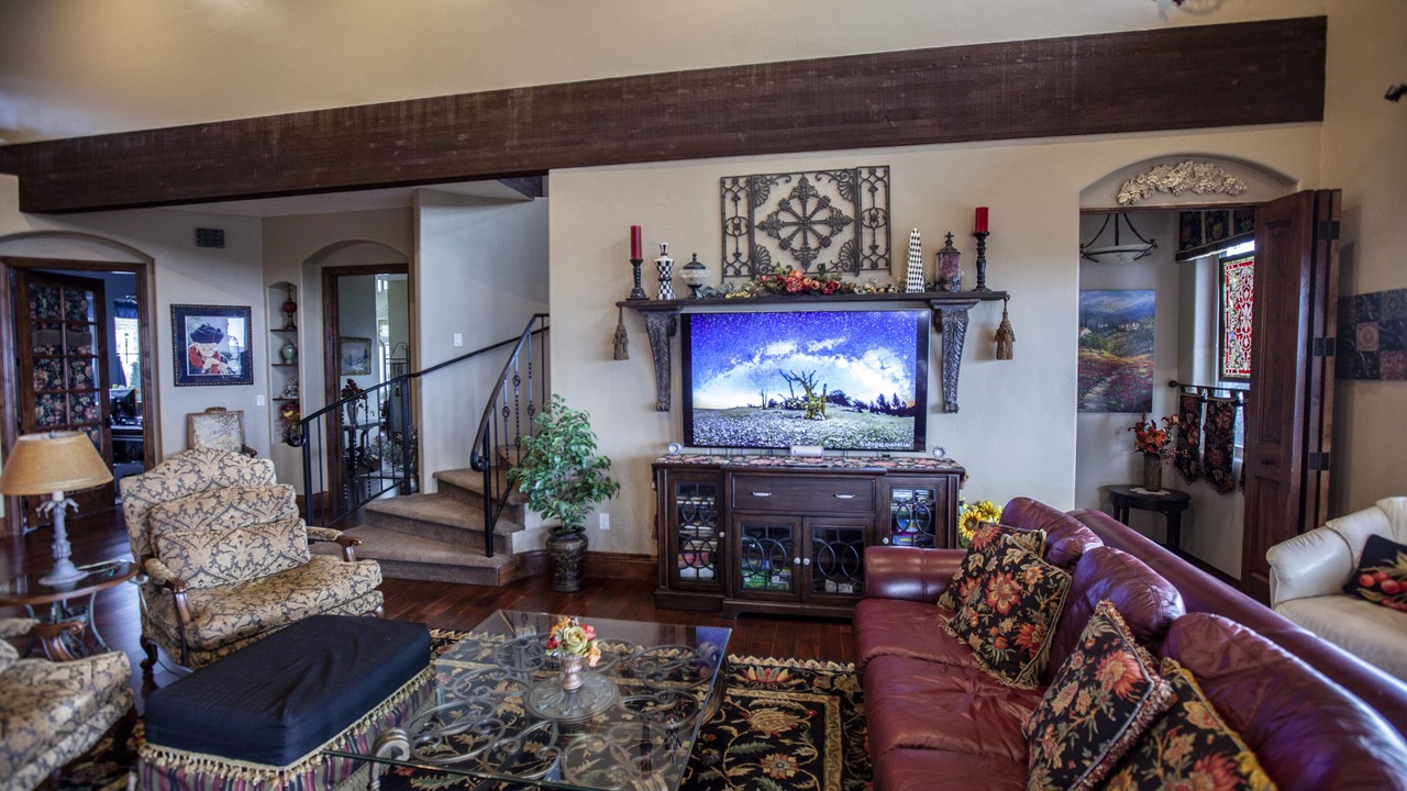 Photo of Livingroom in Mountain Shadows