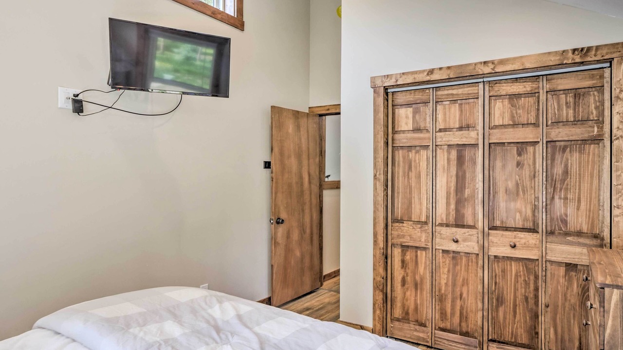 Photo of Bedroom in Sunny Slope