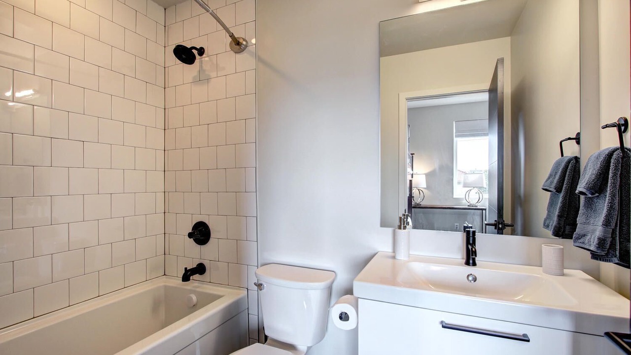 Photo of Bathroom in West Colfax