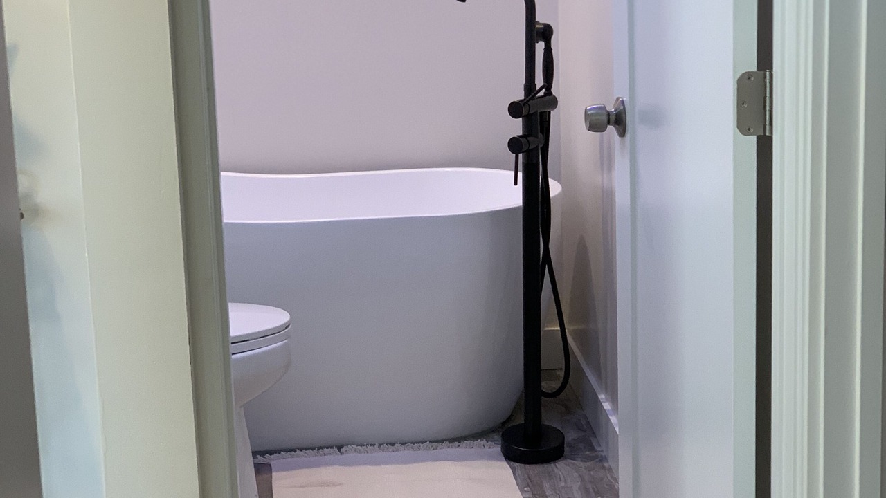 Photo of Bathroom in East Colfax