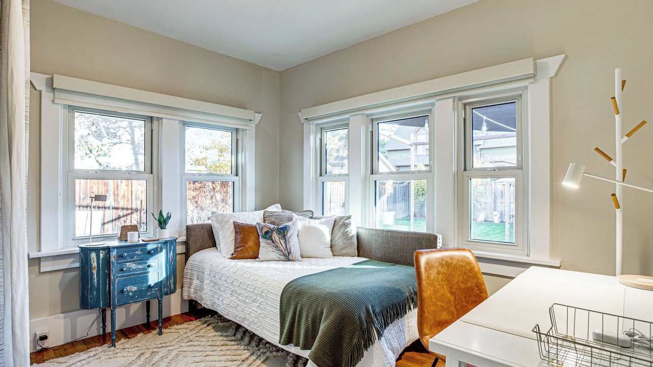 Photo of Bedroom in Rosedale