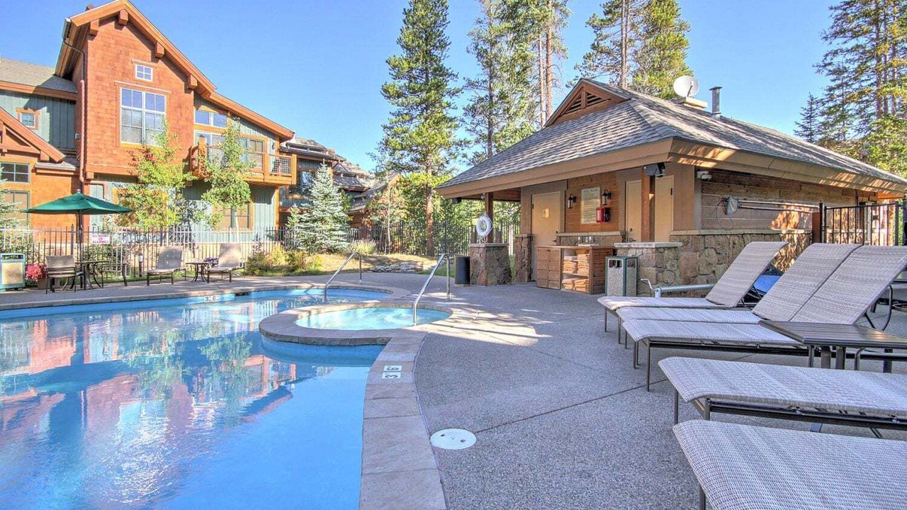 Photo of Outdoor in Christie Heights