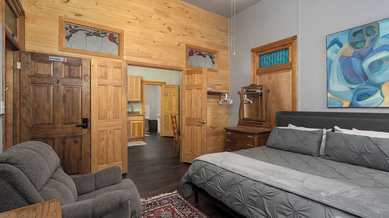 Photo of Bedroom in Del Norte