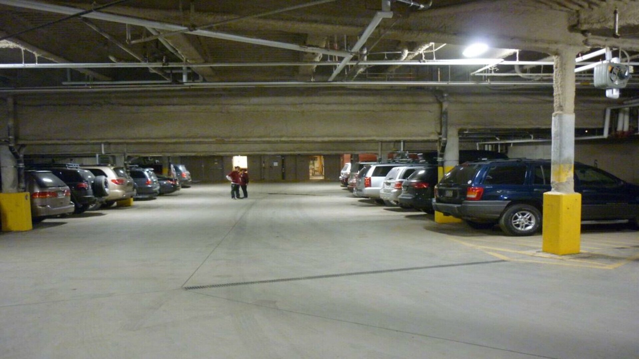 Photo of Outdoor in Four O'Clock