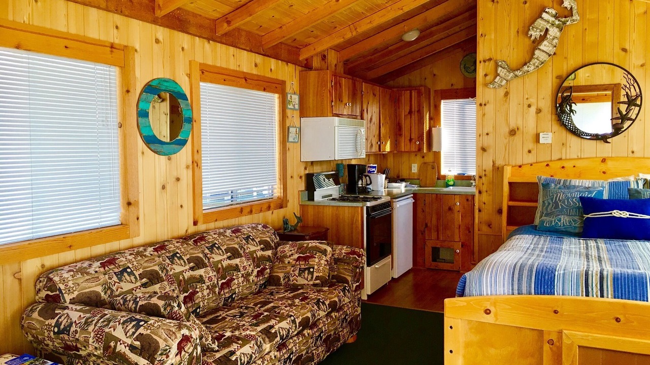 Photo of Others in Homer