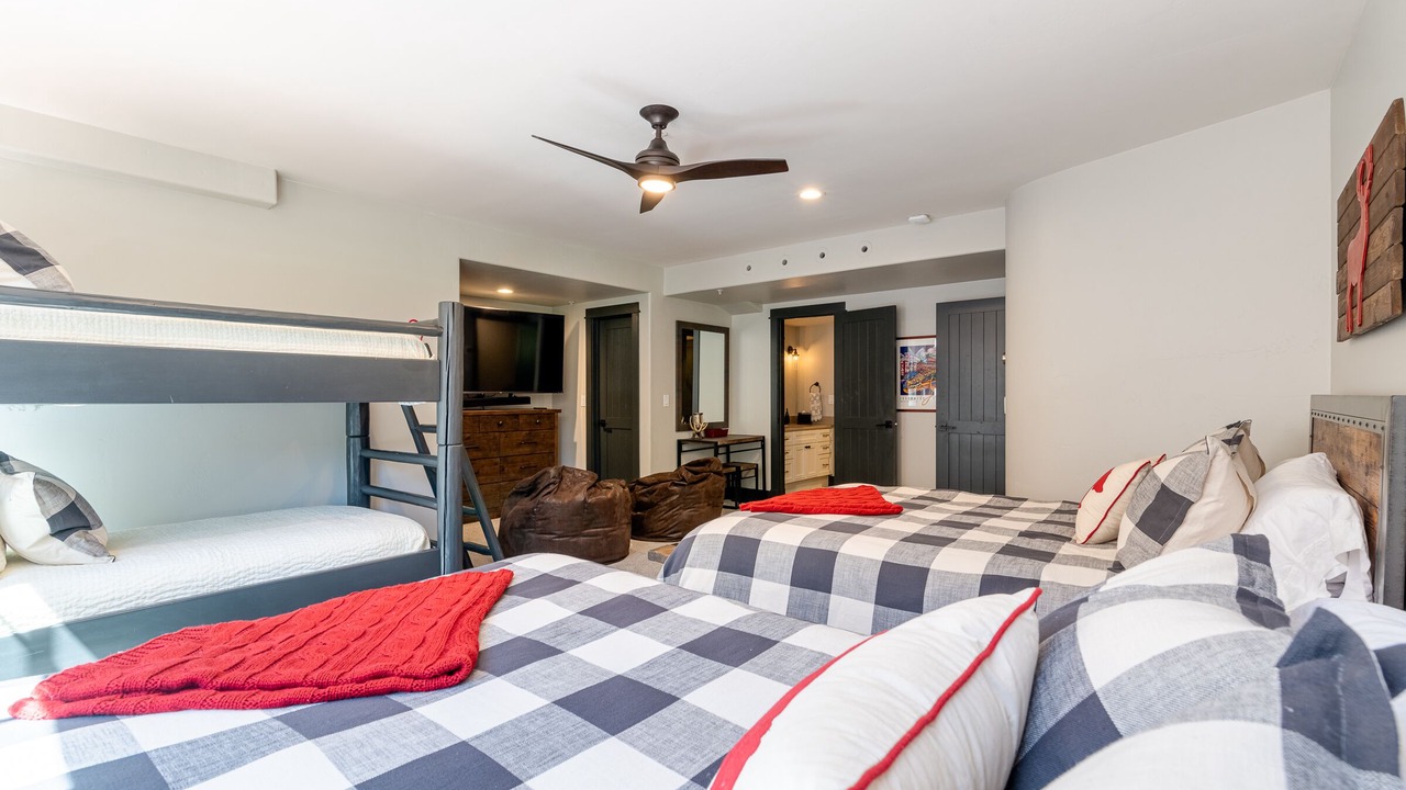 Photo of Bedroom in Mountain Village